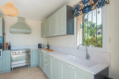 Villa bij Cannes met zwembad en uitzicht