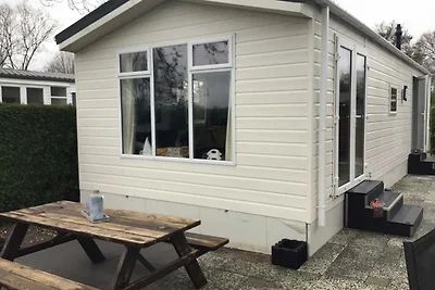 Komfort-Chalet an einem Freizeitsee