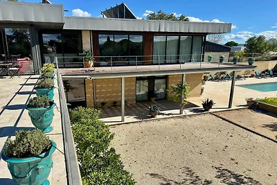 Provenzalische Villa mit Garten und Pool