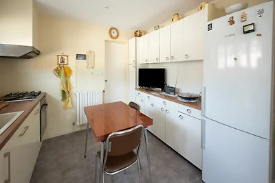 Gut ausgestattetes Dorfhaus in Strandnähe