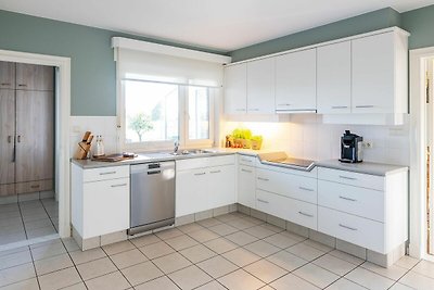 Ländliches Ferienhaus mit Whirlwanne in...
