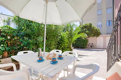 Wohnung in San Vincenzo mit Meeresstrand