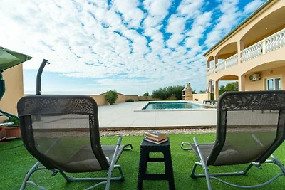Apartment Holiday House Diana