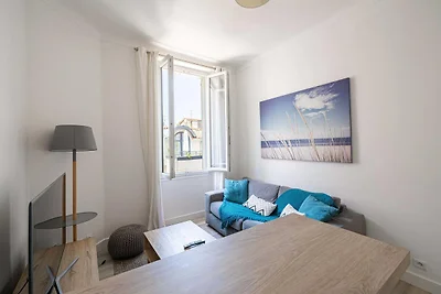 Wunderschön renovierte Wohnung - Carré d"Or -...