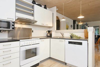 8 Personen Ferienhaus in Oksbøl-By Traum