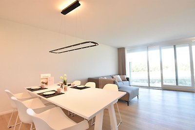 Luxe appartement direct aan zee