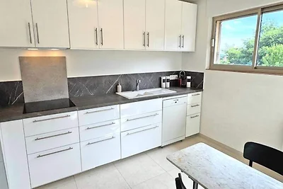 Apartment in Strandnähe mit Meerblick