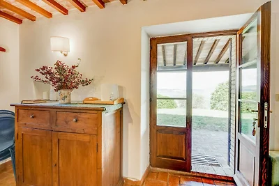 Typisches Landhaus mit Pool