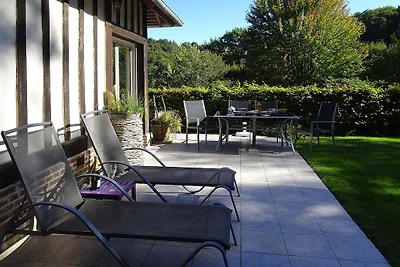 Cottage, St Martin aux Buneaux