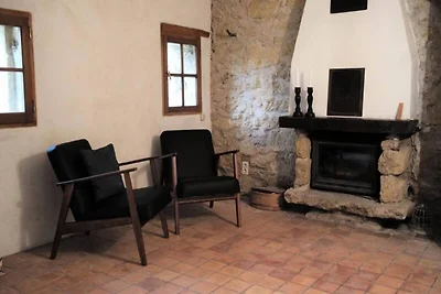 Haus am Fuße der Reben