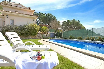 Villa in Spanien nahe Cala Canyelles