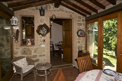 Ferienhaus in Seggiano mit Wald