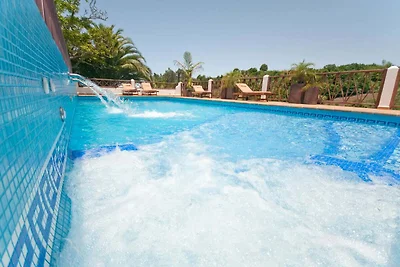 Ferienhaus mit Gemeinschaftspool in...