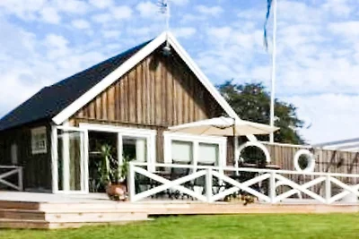 4 Sterne Ferienhaus in Drottningskär