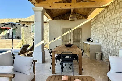 Mas Jas Du Méou, eine provenzalische Flucht