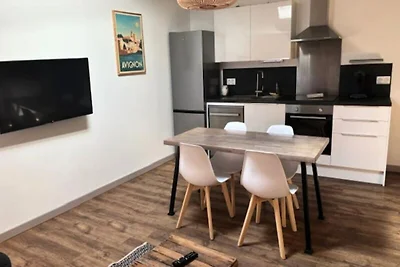 Wohnung in L'Isle-sur-la-Sorgue am Fluss