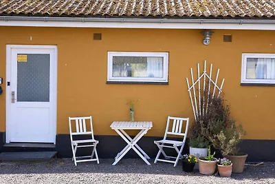 2 persoons vakantie huis in Aakirkeby-By...