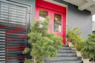 Super Townhouse Ulsoor
