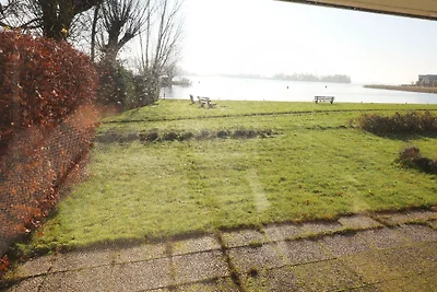 Sonnige Wohnung direkt am Heegermeer