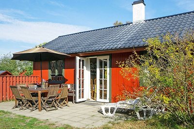 Geräumiges Ferienhaus in Nexø mit...