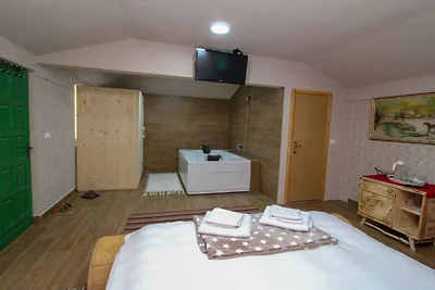Ethno Village Dolina Mira - One Bedroom Holid...