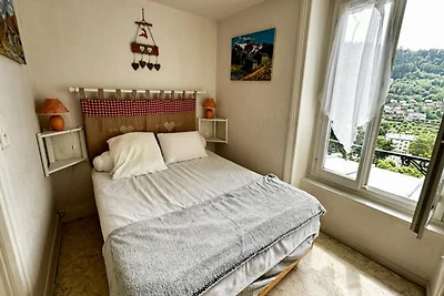 Haus in Le Mont-Dore mit Bergblick