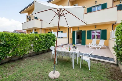 Villetta in Residence con piscina e giardino ...