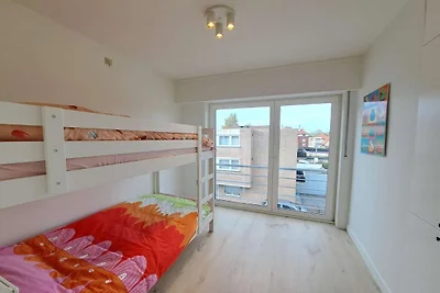 Helle 3-Zimmer-Wohnung am Strand