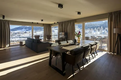 Luxuriöses Penthouse am Golfplatz