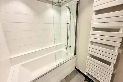 Chalet in der Nähe des Sees und der Skipisten...