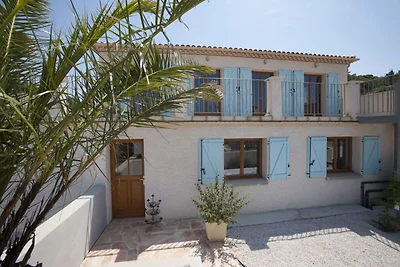 Moderna villa con piscina privata a Roquebrun