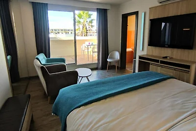 Casa vacanze con piscina e vista mare