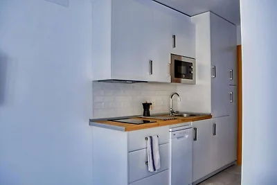 Einladendes Apartment mit Balkon