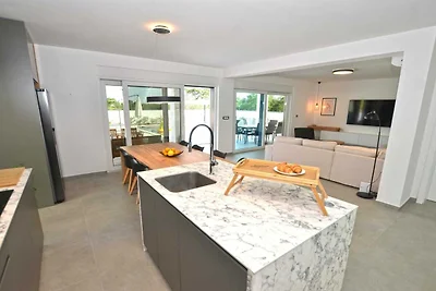 Refined and Inviting Villa in Kanfanar - Four...