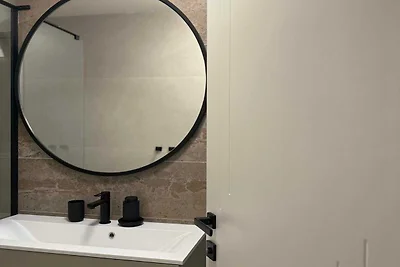 Studio Apartment (The Marina studio) -S6