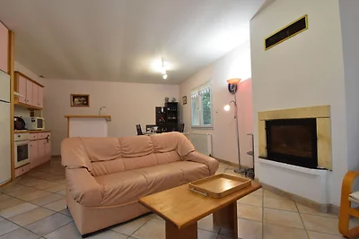Moderna casa vacanze con piscina