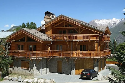 Chalet con camino, a soli 50 m.