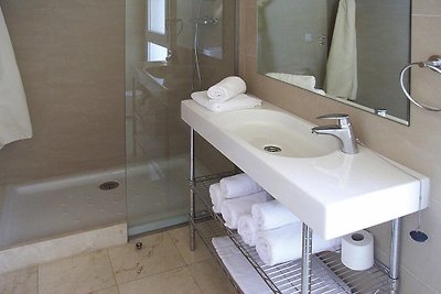 Wohnung in La Escala mit einem gemeinsamen...