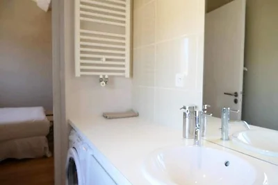 Renoviertes T2 für 4 in der Nähe des Parks