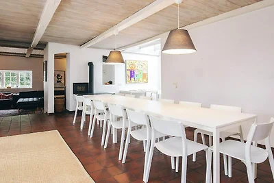 16 Personen Ferienhaus in Væggerløse
