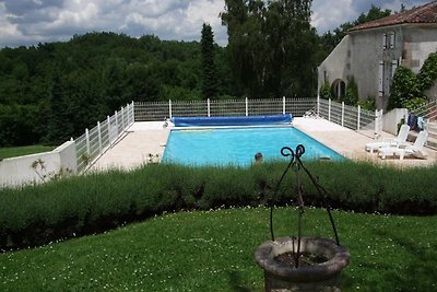 Schönes Ferienhaus mit privatem Pool