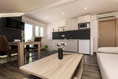 Pansion Belvedere - One Bedroom Apartment wit...