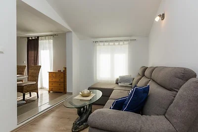 Apartment in Podlug mit Balkon und Garten