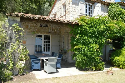 Schönes Ferienhaus mit Garten