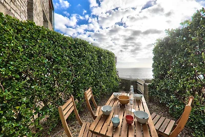 Ferienwohnung mit Meerblick, direkt am Strand