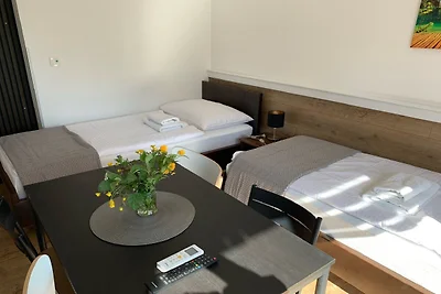 Guesthouse Family Bosnic - Suite Room with Ba...