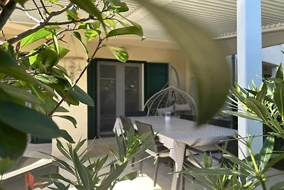 Neue Villa ELMASO****