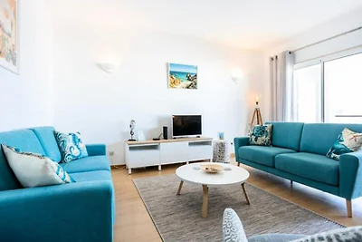 Wohnung in Lagos mit Seeblick-Balkon