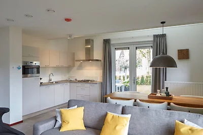 Villa con vasca da bagno, a 4 km da...