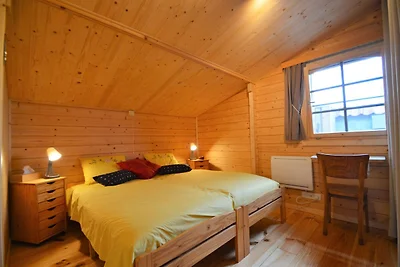 Chalet in Anhée in einer bezaubernden Gegend